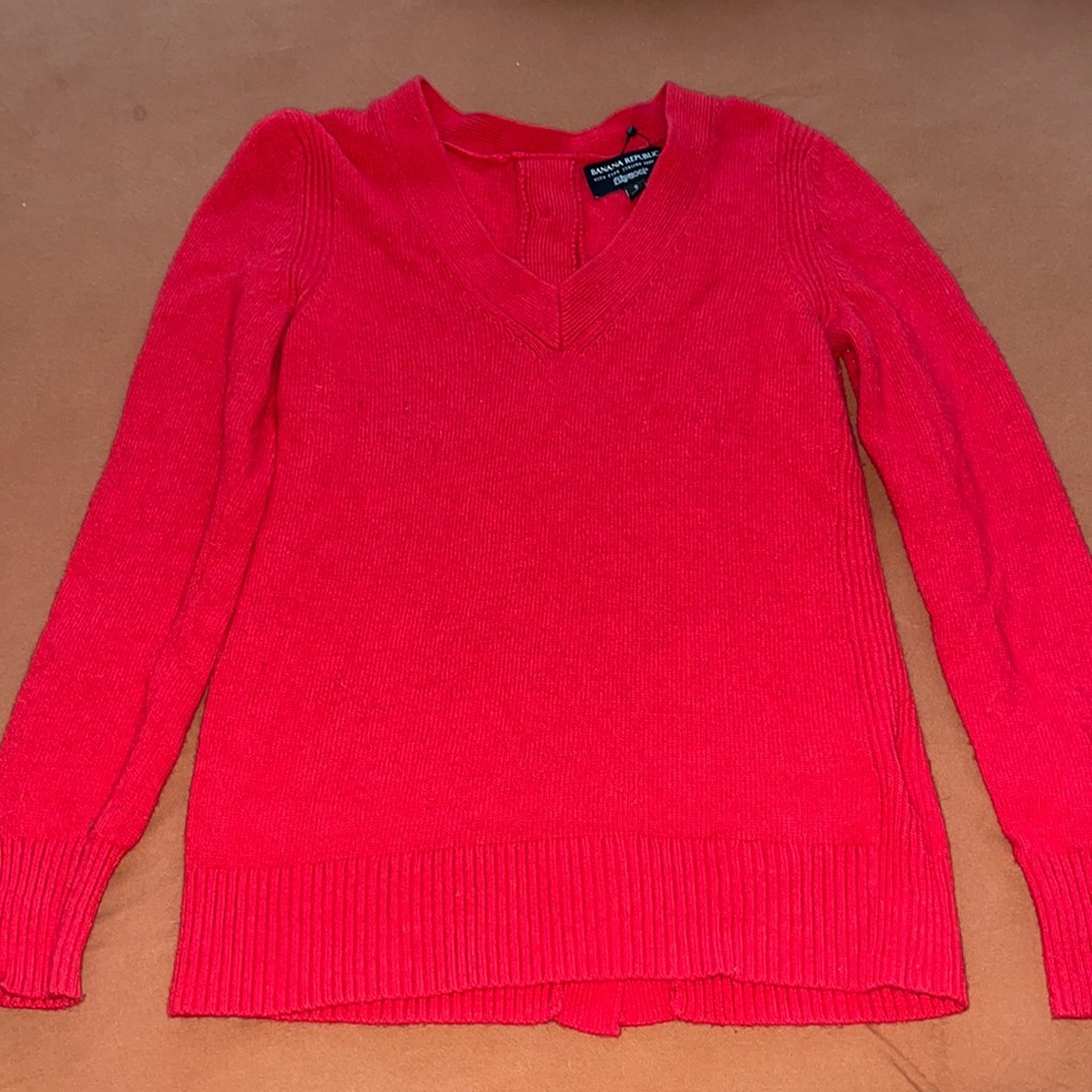 Small Red Banana Republic Sweater